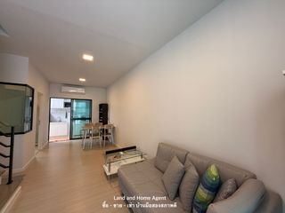 For rent 3 bed townhouse in Lat Krabang, Bangkok