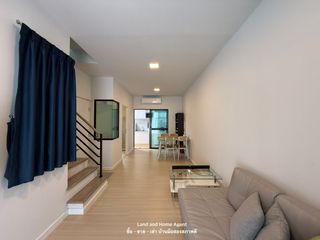 For rent 3 bed townhouse in Lat Krabang, Bangkok