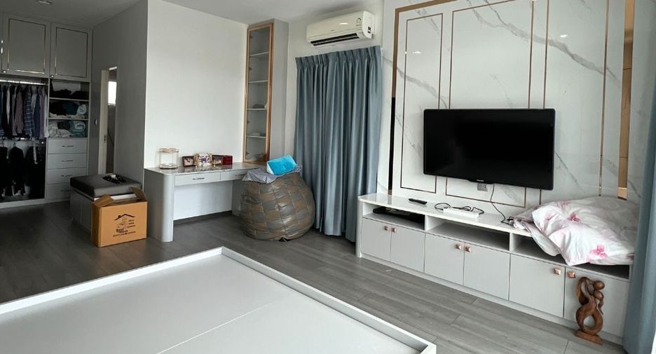 Casa en alquiler de 4 habitaciones en Bang Bon, Bangkok