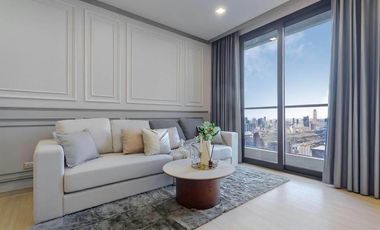 For rent 3 Beds condo in Huai Khwang, Bangkok