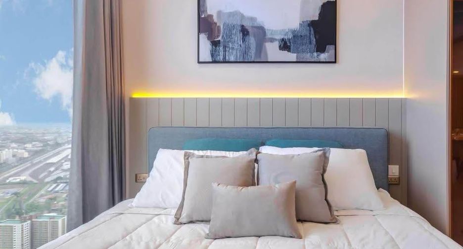 Wohnung zur Miete mit 3 Zimmer in Huai Khwang, Bangkok