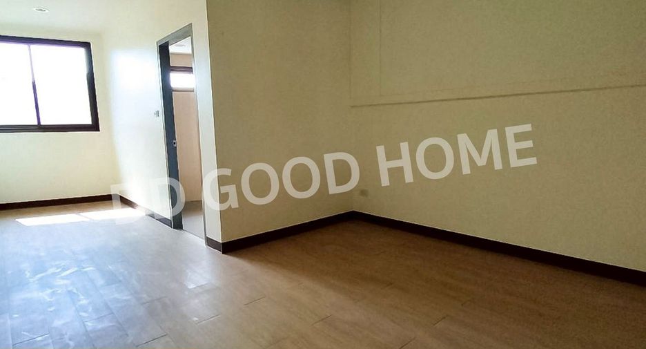 For sale 2 bedrooms retail Space in Bang Sue, Bangkok