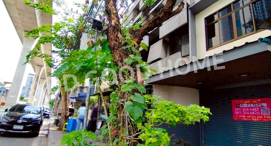 For sale 2 bedrooms retail Space in Bang Sue, Bangkok