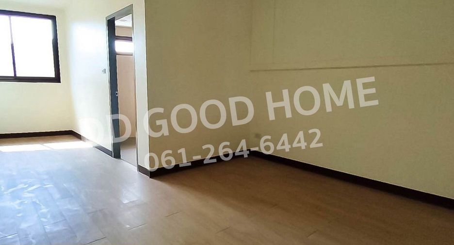 For sale 2 bedrooms retail Space in Bang Sue, Bangkok