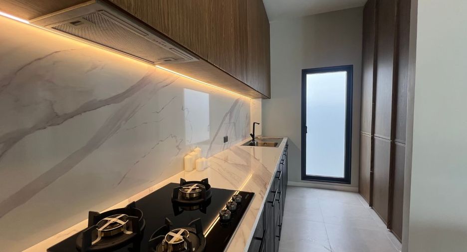 Casa en venta de 3 habitaciones en Bang Lamung, Chonburi
