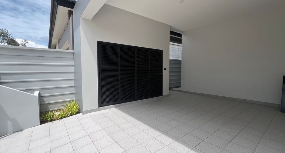 Casa en venta de 3 habitaciones en Bang Lamung, Chonburi