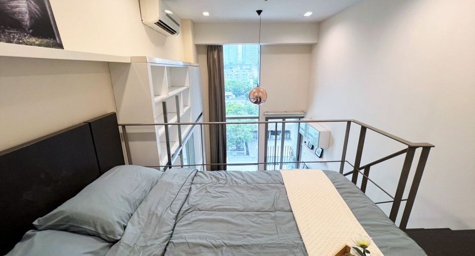 For rent 1 bed condo in Khlong Toei, Bangkok