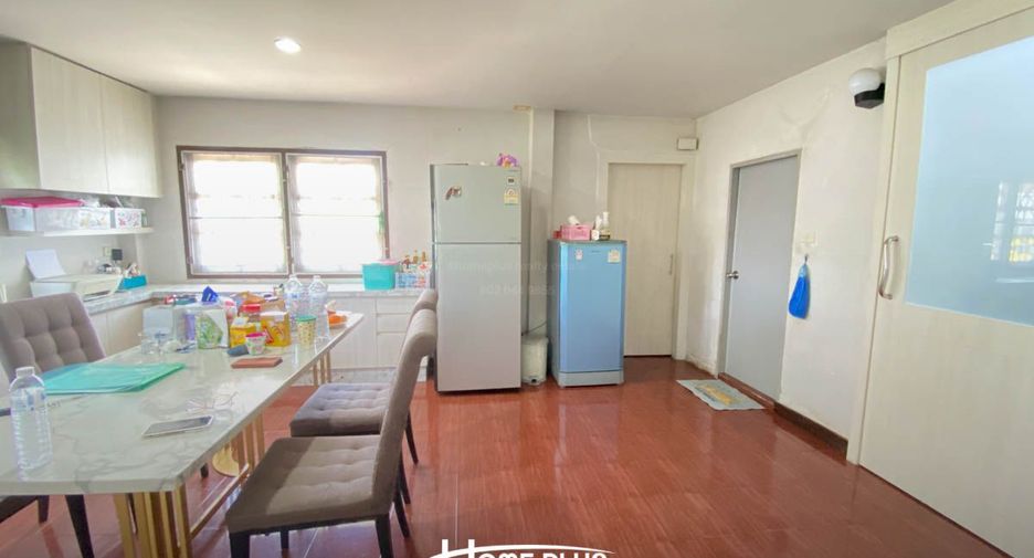 Casa en venta de 5 habitaciones en Mueang Samut Prakan, Samut Prakan