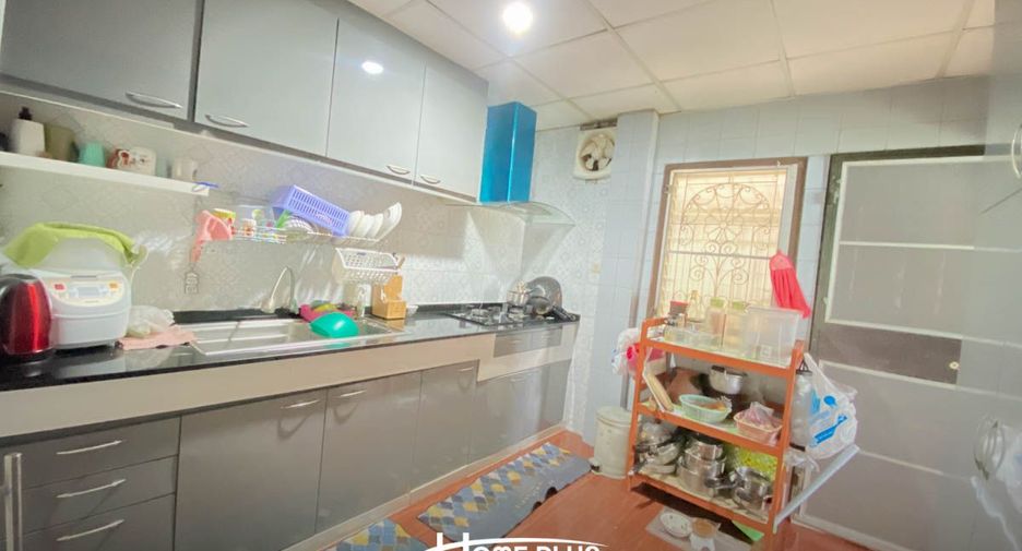 Casa en venta de 5 habitaciones en Mueang Samut Prakan, Samut Prakan
