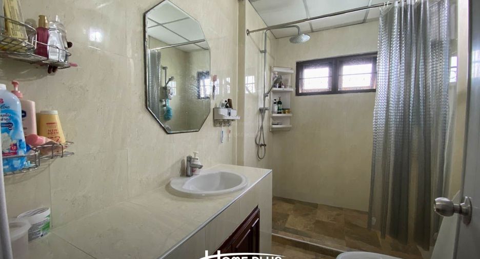 Casa en venta de 5 habitaciones en Mueang Samut Prakan, Samut Prakan