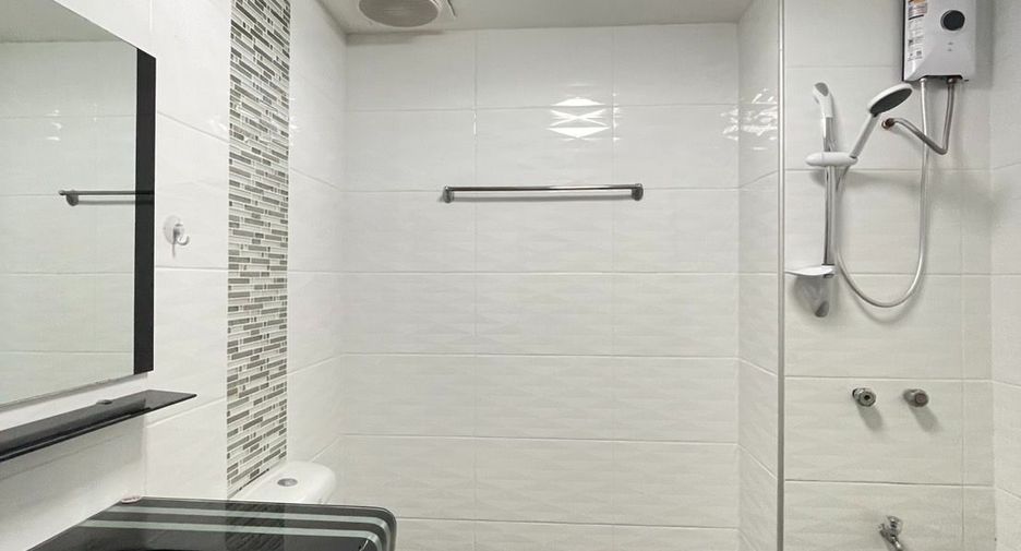 For rent 1 bed condo in Mueang Chiang Mai, Chiang Mai