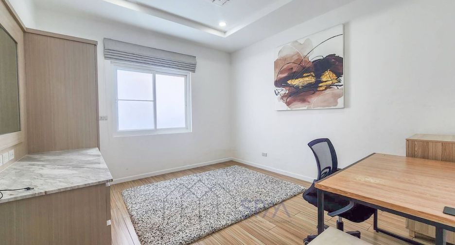 For rent 2 bedrooms townhouse in Hua Hin, Prachuap Khiri Khan
