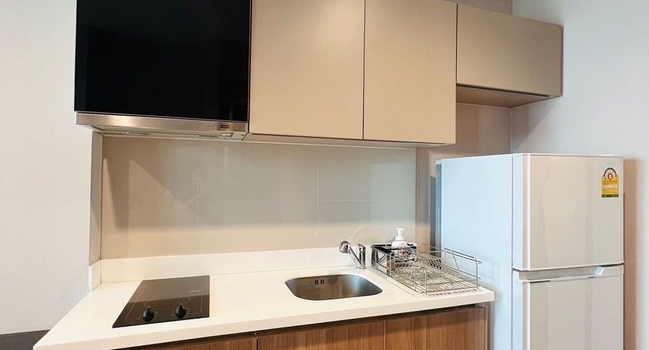 À vendre 1 chambre condo à Sathon, Bangkok