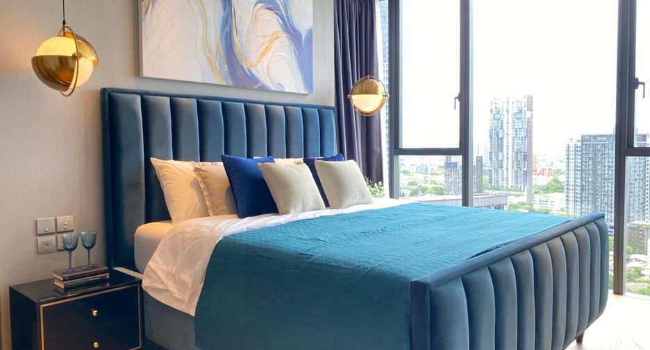 For rent 2 bedrooms condo in Khlong Toei, Bangkok