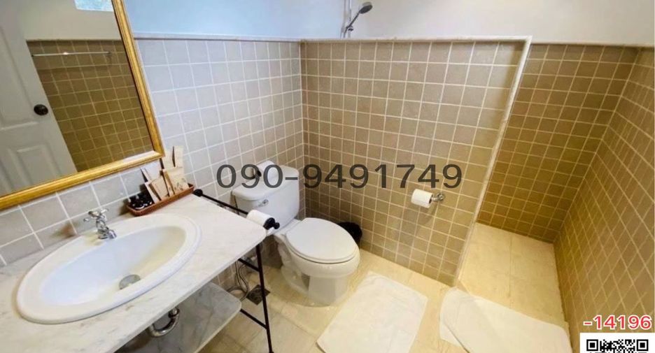 For rent 8 bedrooms townhouse in Pak Chong, Nakhon Ratchasima