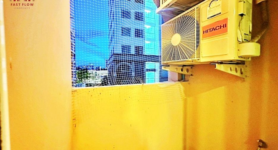 For sale 1 bed condo in Bang Phlat, Bangkok