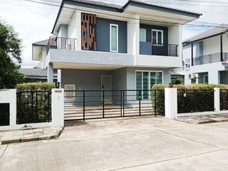 For Rent 3 Bedroom House In Saraphi, Chiang Mai