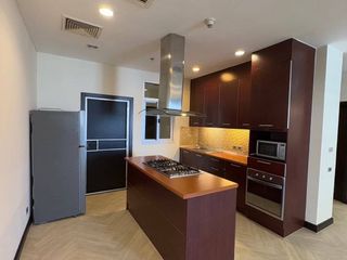 For rent 2 bed serviced apartment in Watthana, Bangkok