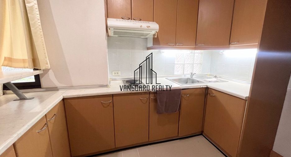 For rent 1 bed apartment in Watthana, Bangkok