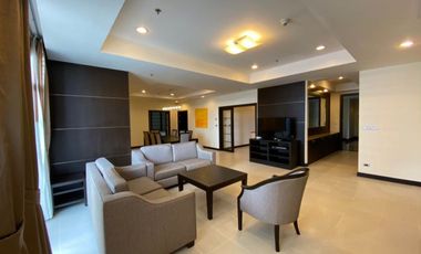 For rent 3 bedrooms serviced apartment in Watthana, Bangkok