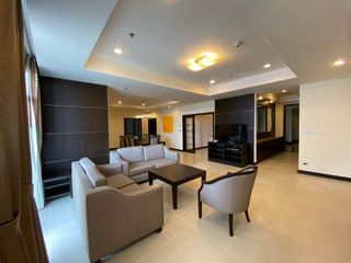 For rent 3 bed serviced apartment in Watthana, Bangkok