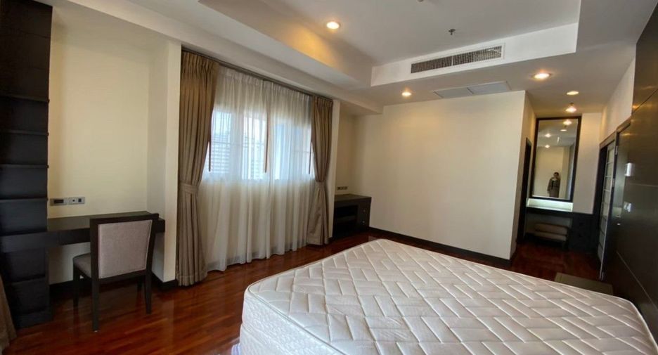 ให้เช่า 3 ห้องนอน เซอร์วิสอพาร์ตเมนต์ ใน วัฒนา, กรุงเทพฯ