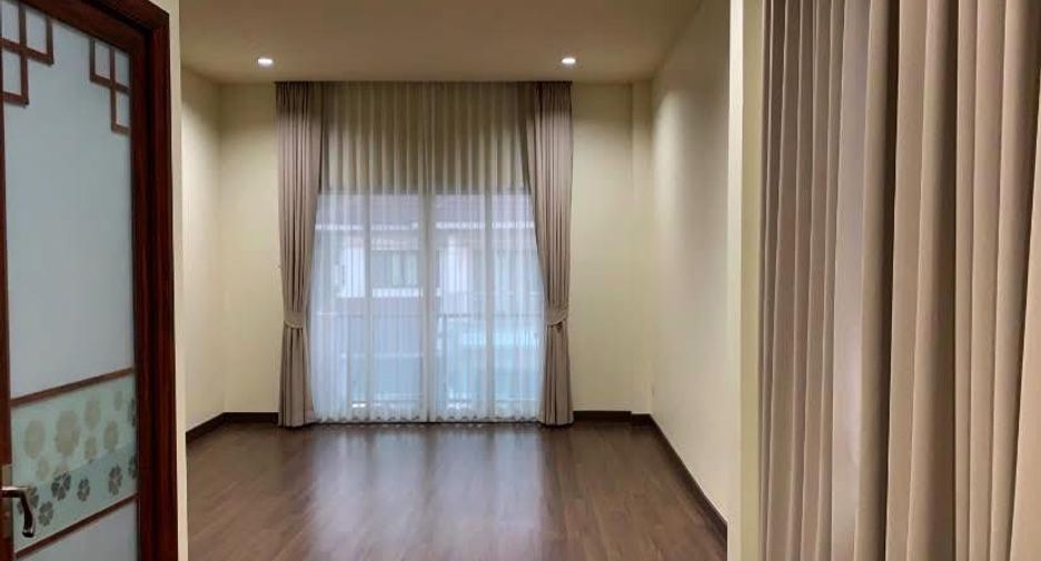 Haus zum Kauf mit 4 Zimmer in Saraphi, Chiang Mai