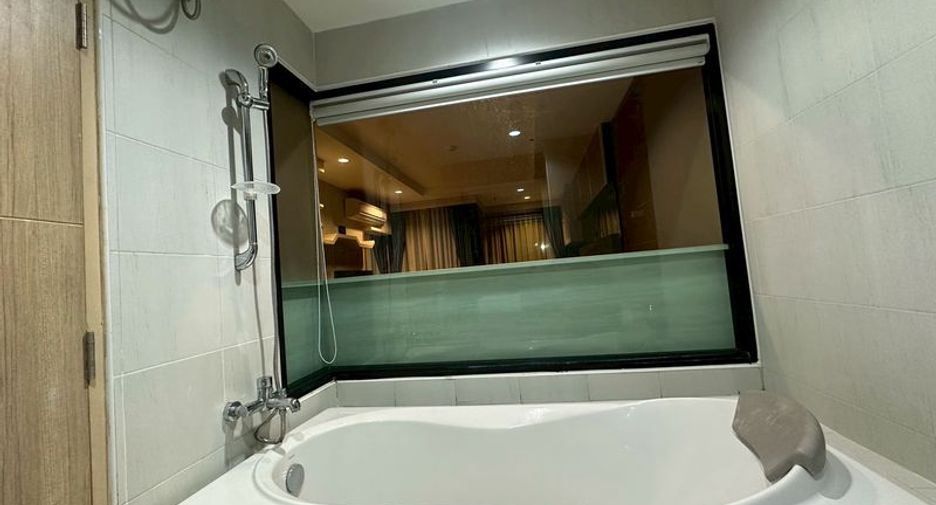 À louer 1 chambre condo à Si Racha, Chonburi