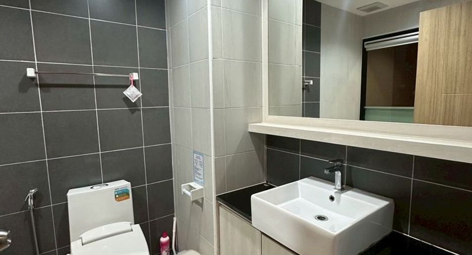 À louer 1 chambre condo à Si Racha, Chonburi
