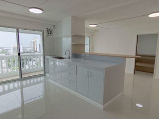 Apartamento en alquiler de 2 habitaciones en Khlong Toei, Bangkok