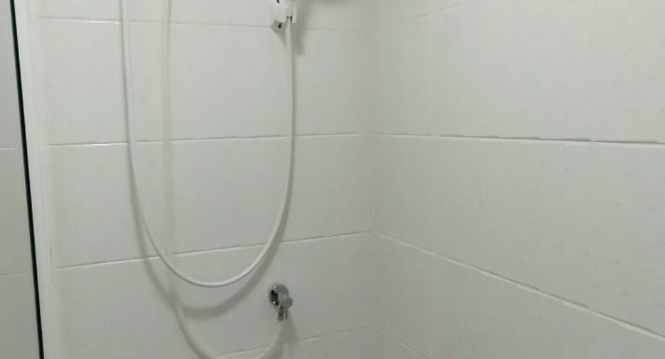 For rent 2 bedrooms apartment in Khlong Toei, Bangkok
