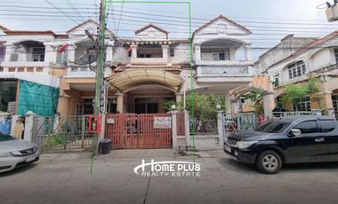 For sale 36 bedrooms townhouse in Mueang Pathum Thani, Pathum Thani
