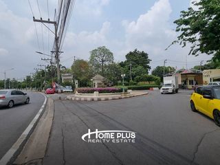 For sale 36 bedrooms townhouse in Mueang Pathum Thani, Pathum Thani