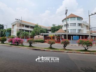 For sale 36 bedrooms townhouse in Mueang Pathum Thani, Pathum Thani