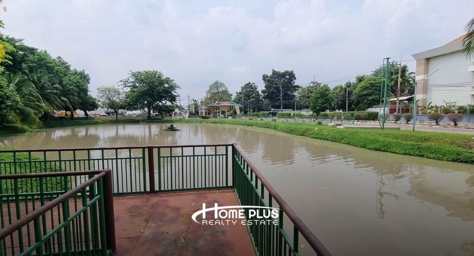 For sale 36 bedrooms townhouse in Mueang Pathum Thani, Pathum Thani