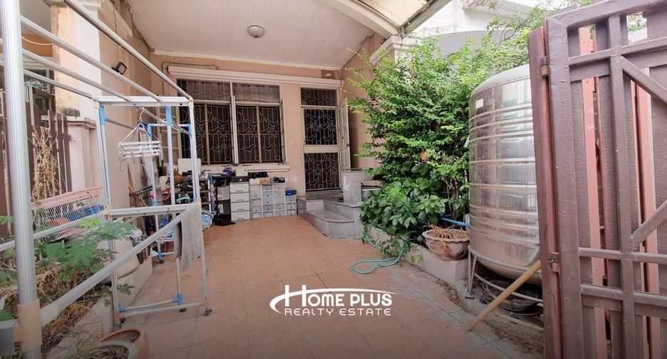 For sale 36 bedrooms townhouse in Mueang Pathum Thani, Pathum Thani
