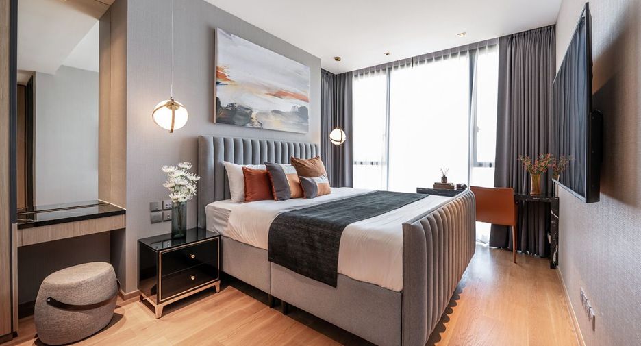 For rent 2 bedrooms condo in Khlong Toei, Bangkok