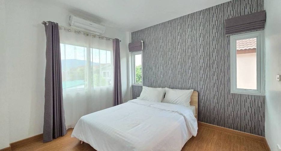 For rent 4 bedrooms villa in Mueang Chiang Mai, Chiang Mai