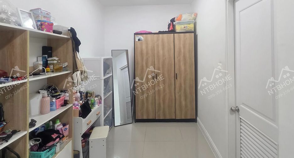 Casa adosada en venta de 3 habitaciones en Bang Kruai, Nonthaburi