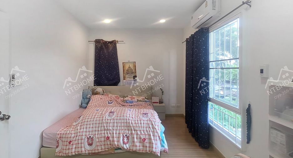 Casa adosada en venta de 3 habitaciones en Bang Kruai, Nonthaburi