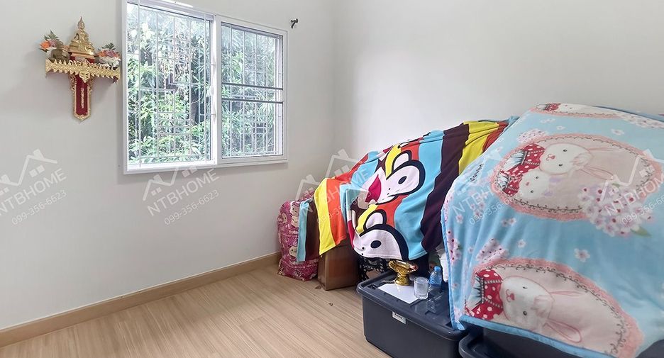 Casa adosada en venta de 3 habitaciones en Bang Kruai, Nonthaburi