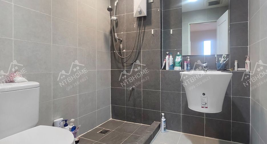 Casa adosada en venta de 3 habitaciones en Bang Kruai, Nonthaburi
