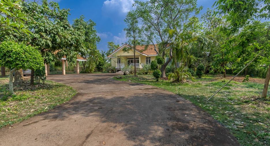 For sale 4 bedrooms house in Det Udom, Ubon Ratchathani