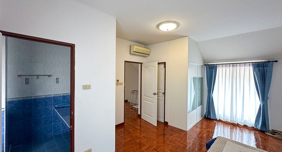 For rent 3 bedrooms house in Mueang Chiang Mai, Chiang Mai