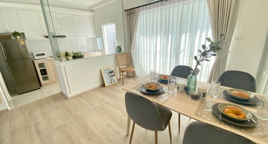 Casa en alquiler de 3 habitaciones en Prawet, Bangkok