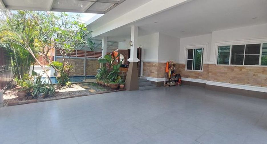 À vendre 3 chambres villa à Bang Lamung, Chonburi