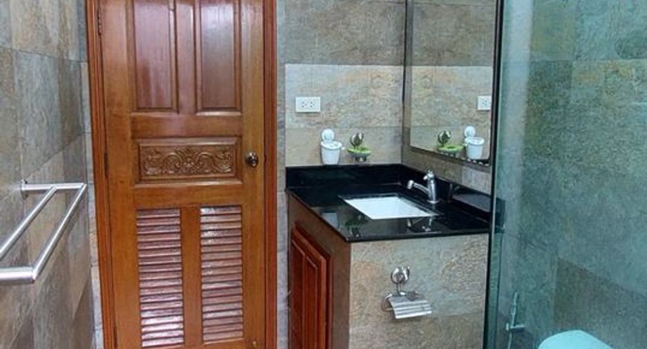 À vendre 3 chambres villa à Bang Lamung, Chonburi