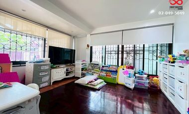 For sale 3 Beds house in Bang Na, Bangkok