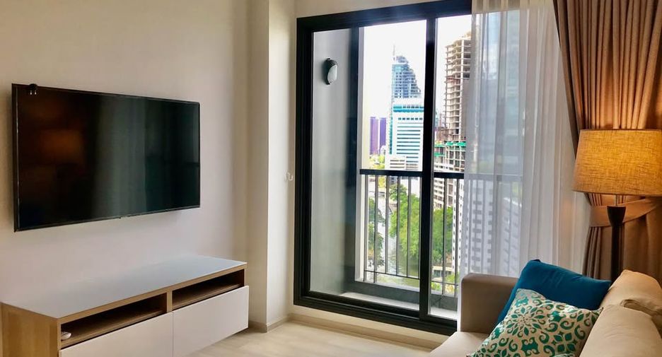 Wohnung zur Miete mit 1 Zimmer in Pathum Wan, Bangkok