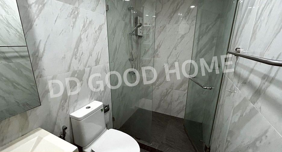 For sale 1 bed condo in Wang Thonglang, Bangkok